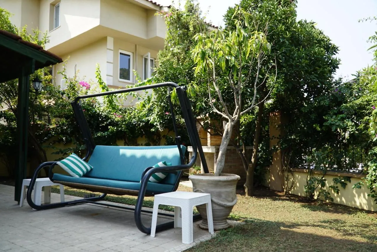 Mountain View Villa Μαρμαρίς